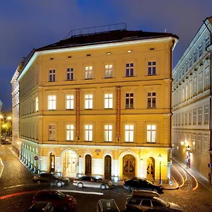 Charles Bridge Palace **** Prag